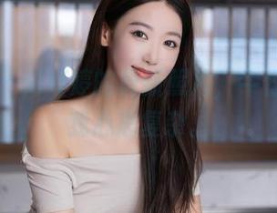秀人网 – 刘婷婷的最新照片,牛仔裤晒得我心思复杂。