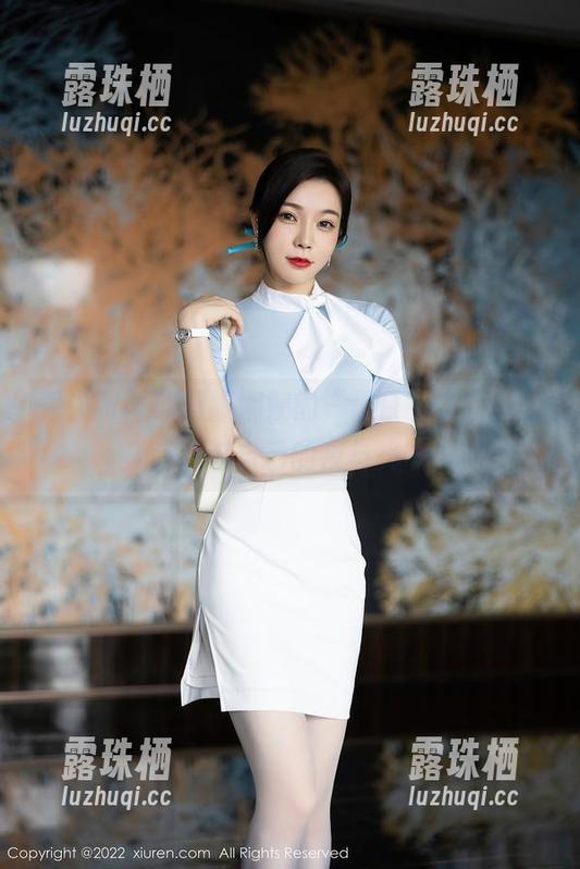 秀人网-欧阳妮娜娜 秀人网 - 欧阳妮娜娜的“黑白”作品,让我思考自己的夜与光。