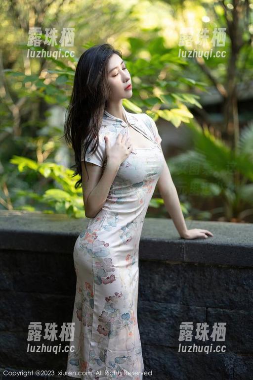 秀人网 - 看，王雅姗是我的少女图集：这资源，让你捧腹也让人想二次元里追少女梦想！