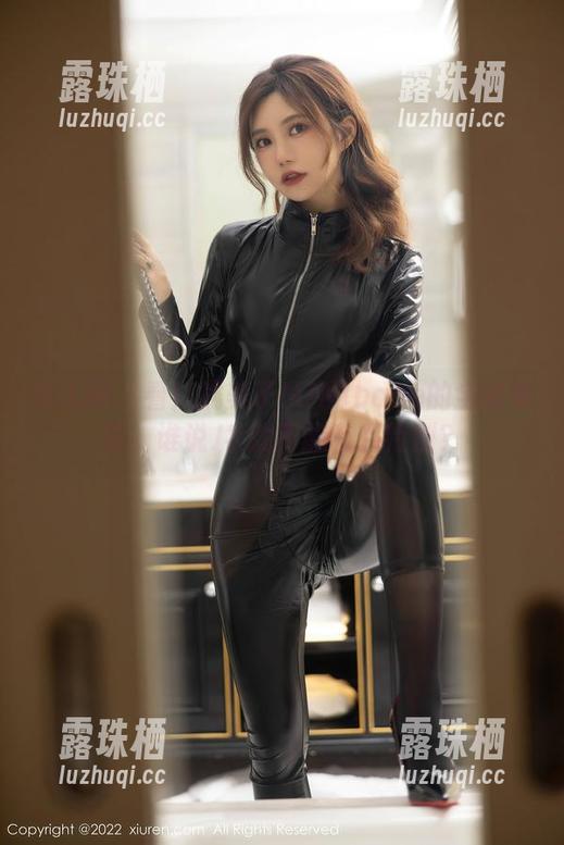 秀人网-糯美子MINIbabe 秀人网 - 看!糯美子MINIbabe的全套写真,谁说JK就不能有点特别?