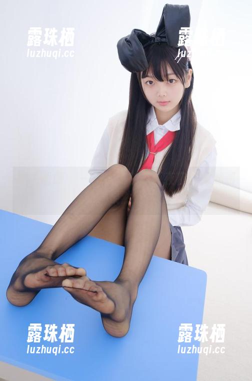 稚乖画册-赤西夜夜 稚乖画册 - 一群精灵在赤西夜夜的妹妹资源中跳舞,果然照片有深意。