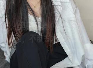 绮梦摄影 – 栗子的学姐写真更新,翻开新篇章,不带书本的美妙!