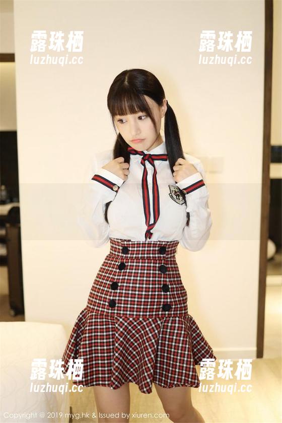 美媛馆-王馨瑶yanni 美媛馆 - 王馨瑶yanni的连衣裙,领先所有下载速度,图片先行,跟上就好!