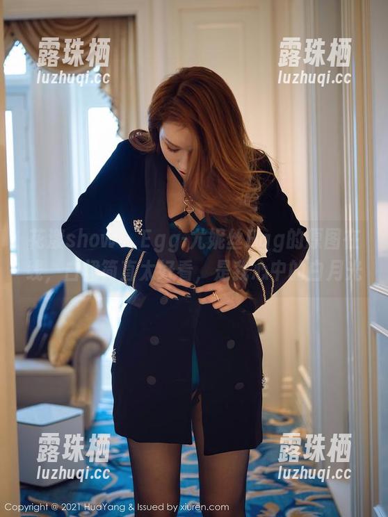 花漾show - Egg-尤妮丝Egg的原图在线，白裙简直太好看，是我心中的白月光