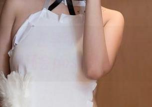 花漾show – 在李可可的办公室,墙壁比我还会pose的美图!