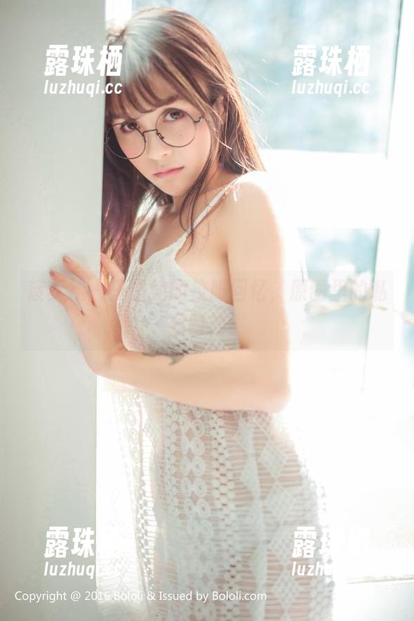 菠萝社-王语纯 菠萝社 - 王语纯的校服回忆,原图里的私藏时刻!