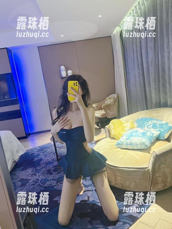 微密圈 - 葛征图包推荐：棉袜时刻，给你看不完的袜子故事