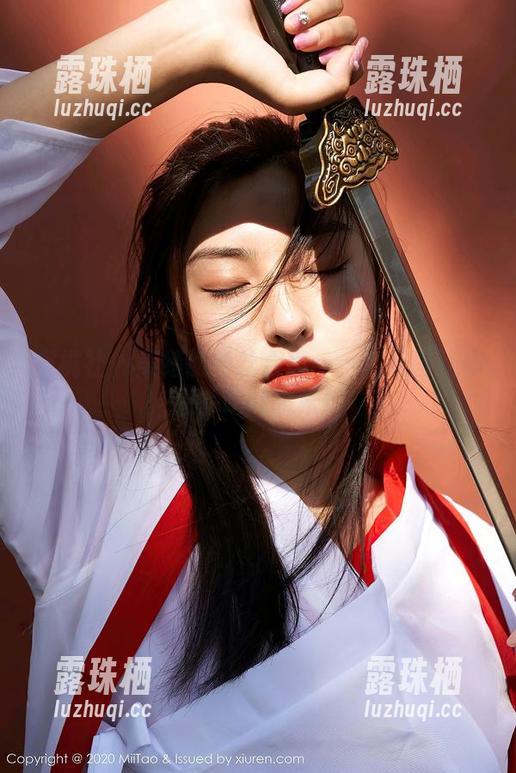 蜜桃社 - 美绪的肉丝合集——这组图让你想多吃几碗米饭