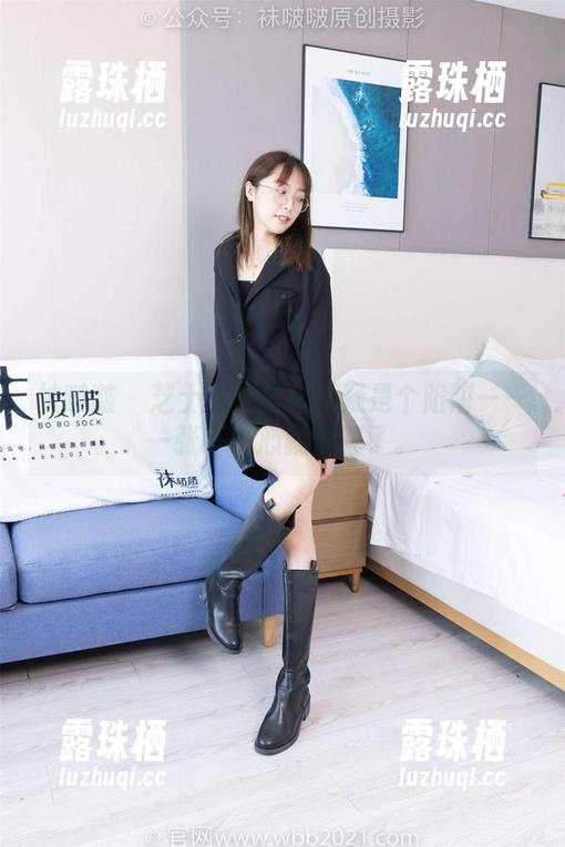 袜啵啵-芝士 袜啵啵 - 芝士女神合集无疑是个陷阱——一张不小心就深陷了。