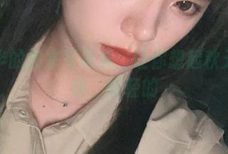 闪月半的皮衣写真集：让你想起秋天的夜晚，轻轻的