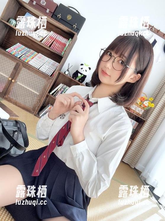 圣诞节与魔物喵nigisa的‘幸福’碰撞，全套诱惑，下载随心所欲，想多但不怕。