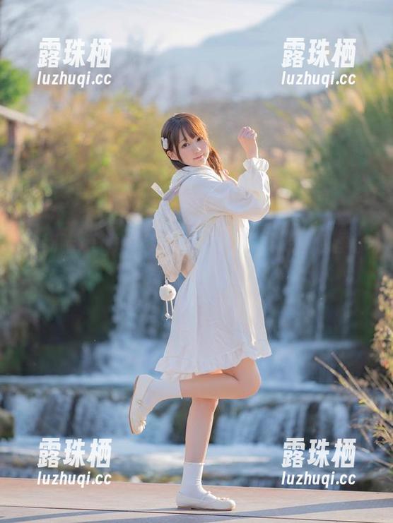 魔物喵nigisacos成风纪委员，图包里都是怎回事？