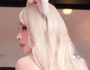 黑白御猫的女仆写真,合集里的小秘密等你来发现?